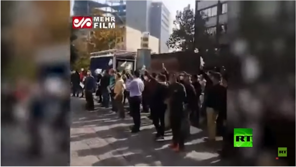 ئێران.. جارێكی دیكە خۆپێشاندان لەبەردەم بۆرسەی تاران كرا